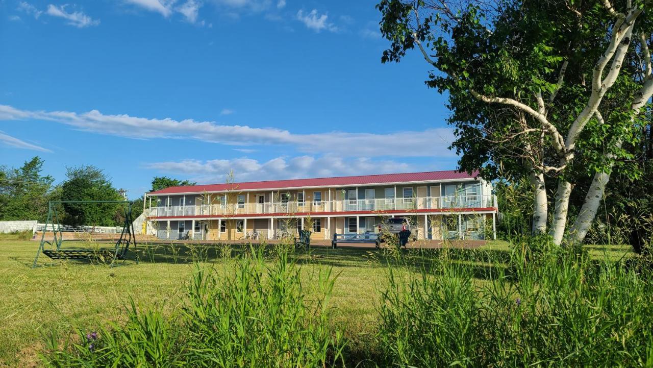 Bouctouche Bay Inn Экстерьер фото